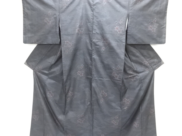 花模様織り出し本場泥大島紬着物